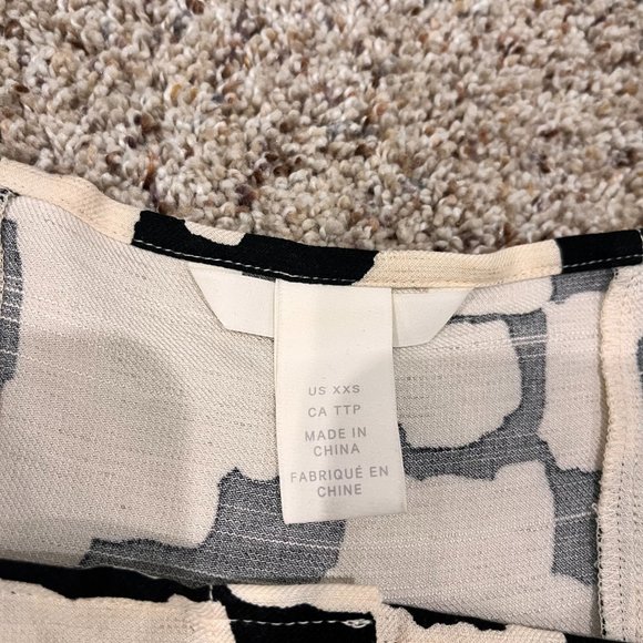 H&M Abstract Print Top - Picture 2 of 3